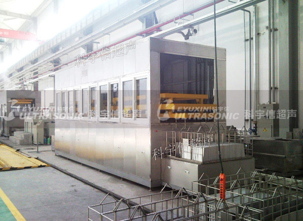  龍門式全自動超聲波清洗機